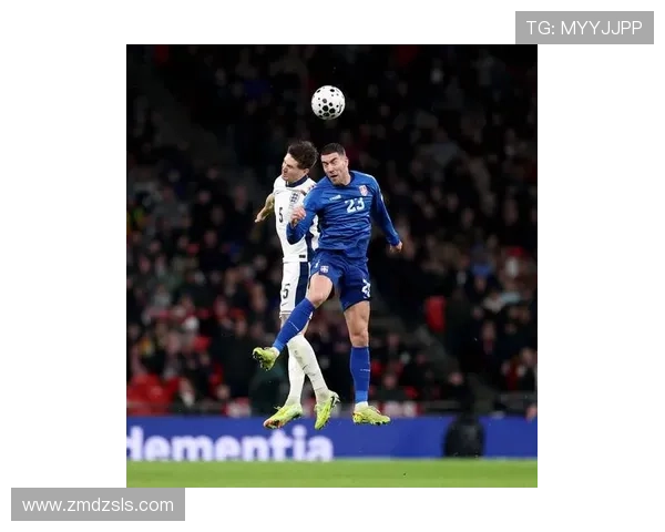 塞维利亚俱乐部迎来新任主教练球队备战新赛季目标冲击欧洲赛场