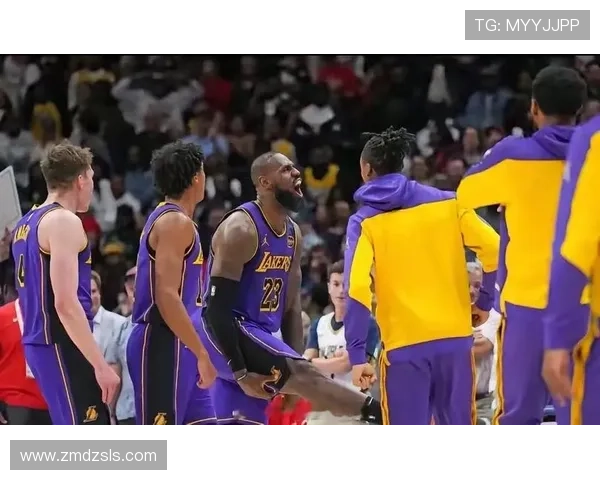 詹姆斯领衔湖人复苏首战击败勇士 甜瓜重返赛场展现老将风采